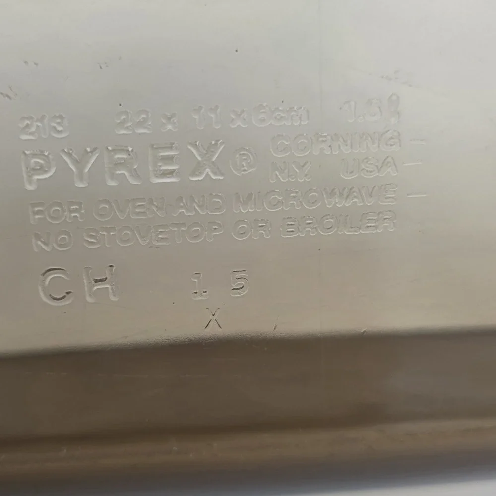 Vintage Pyrex Amber Brown Loaf Pan 213 Glass Baking Dish Handles 1.5 Qt Bread